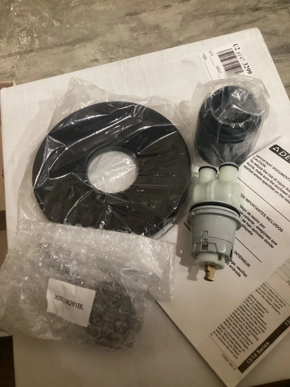 Delta Modern 14 Series Shower Faucet Set, Matte